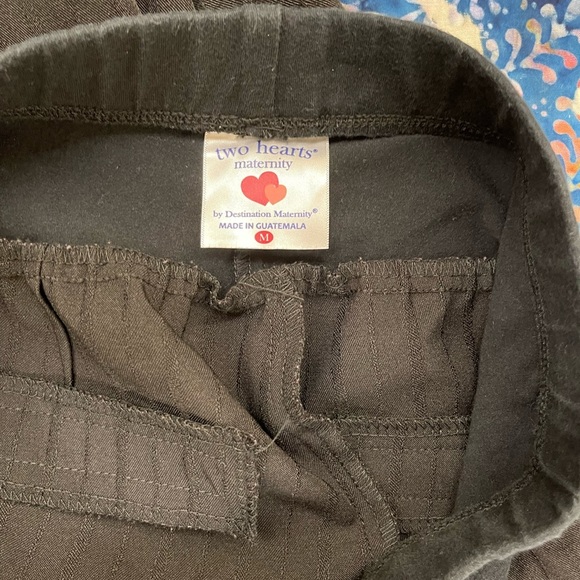 Two Hearts Maternity Dress pants size Medium - Picture 4 of 4